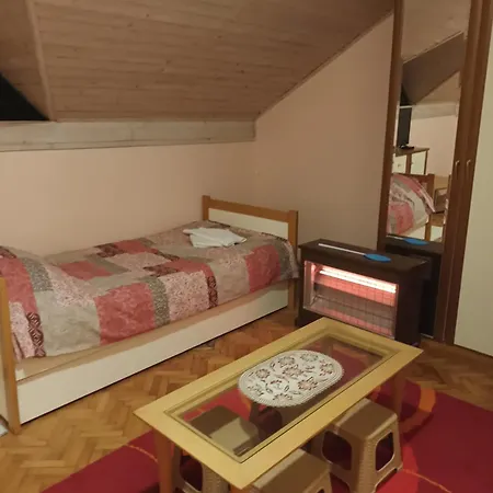 Apartament Jelena *